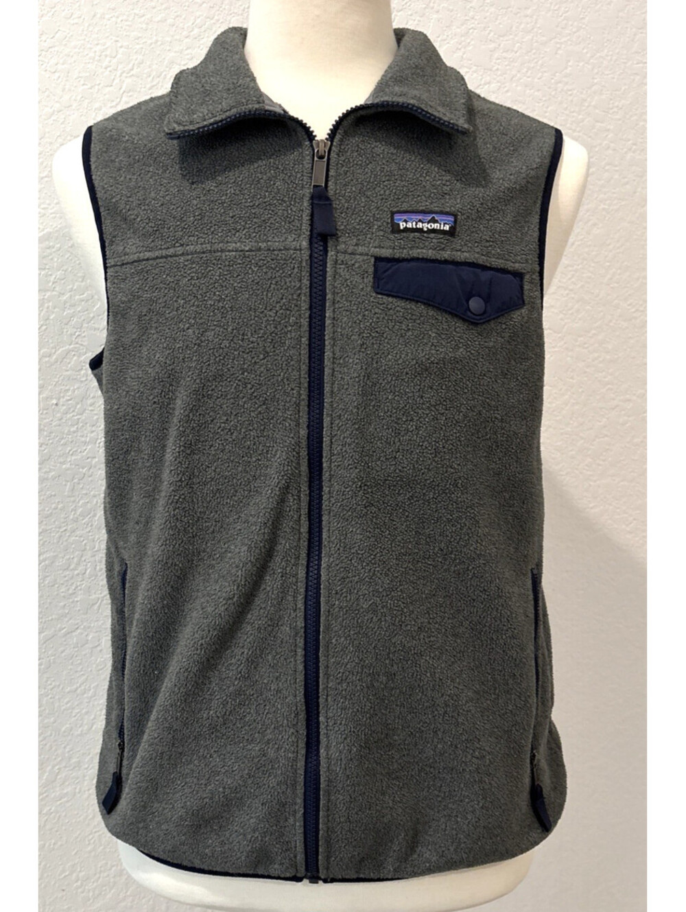 Patagonia Lightweight Synchilla Snap-T Vest Gray Navy Men’s Medium